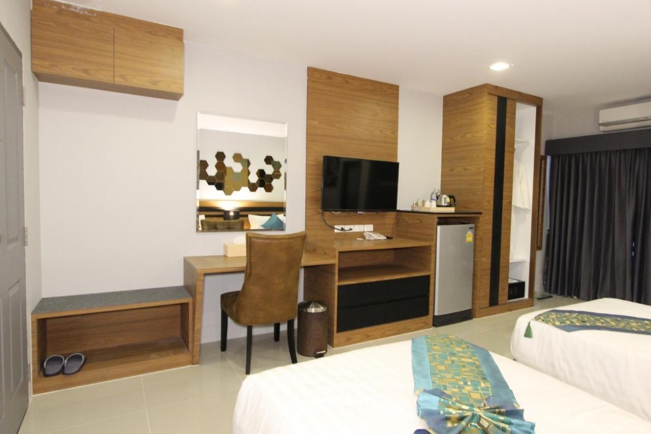 The Leisure Hotel Bang Bo Екстериор снимка