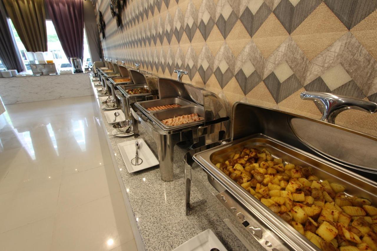 The Leisure Hotel Bang Bo Екстериор снимка